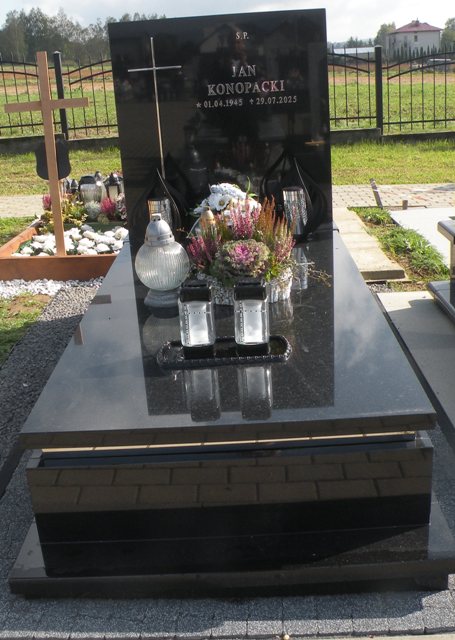 Jan Konopacki 1945 Kołaczyce - Grobonet - Wyszukiwarka osób pochowanych