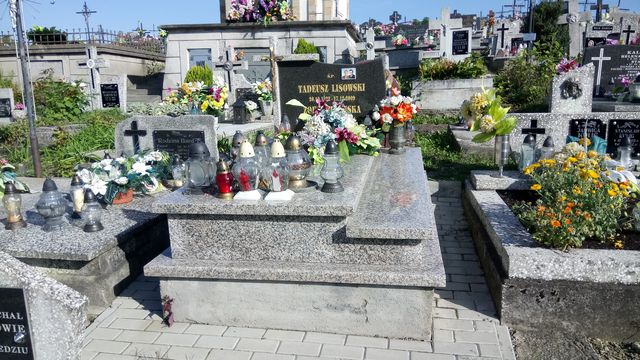 Tadeusz Lisowski 1922 Kołaczyce - Grobonet - Wyszukiwarka osób pochowanych